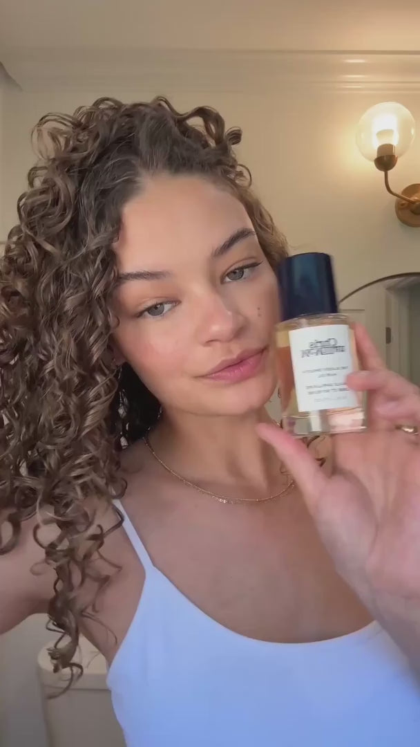 The Lightweight Glassy Hair Oil Mist for Shine