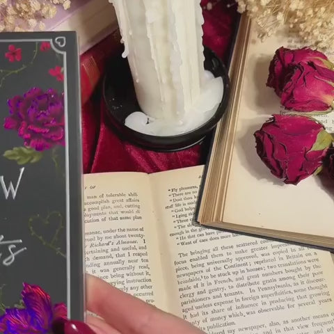 A Shadow of Secrets - Eyeshadow Palette