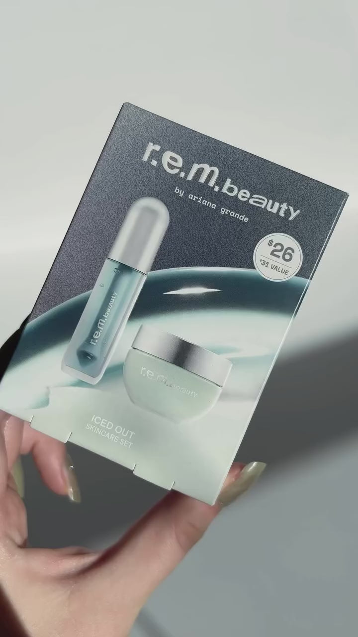 بلسم تبريد وتلطيف منطقة تحت العين