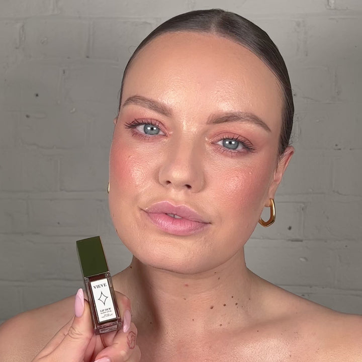 ملمع الشفاه 