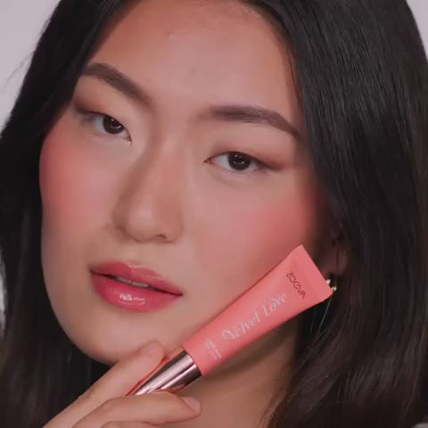 Velvet Love Liquid Highlighting Blush
