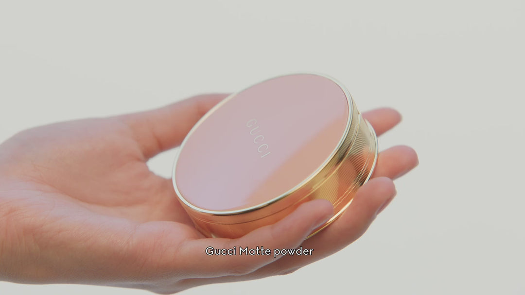 Mattifying Face Powder with 18-Hour Wear
