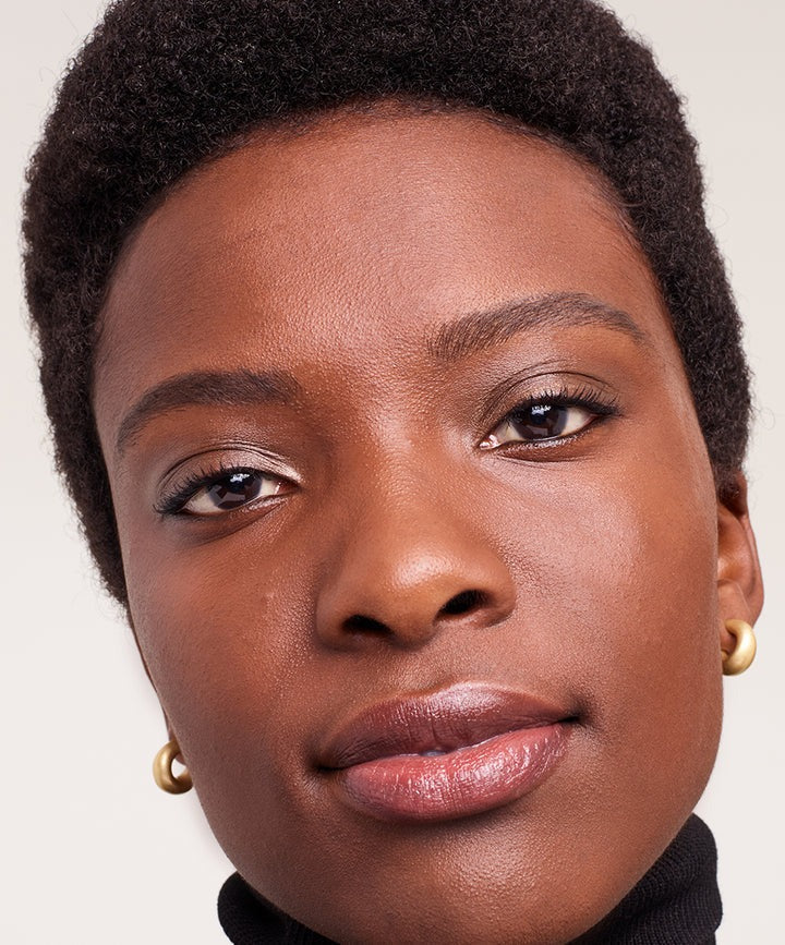 111 - ReEvolve Natural Finish Foundation - GLAM MODA