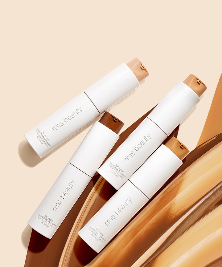 000 - ReEvolve Natural Finish Foundation - GLAM MODA