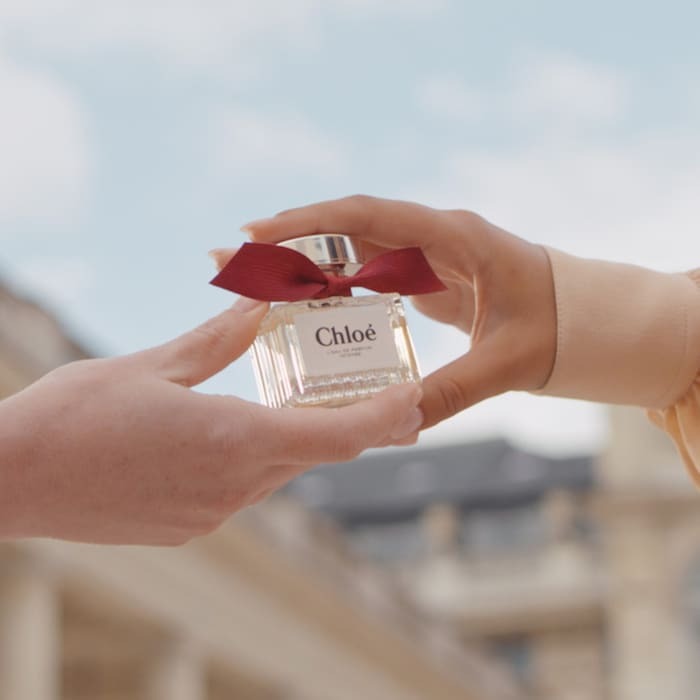 Chloé L'Eau de Parfum Intense with Raspberry, Rose & Amber - GLAM MODA