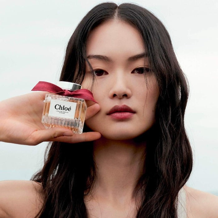 Chloé L'Eau de Parfum Intense with Raspberry, Rose & Amber - GLAM MODA