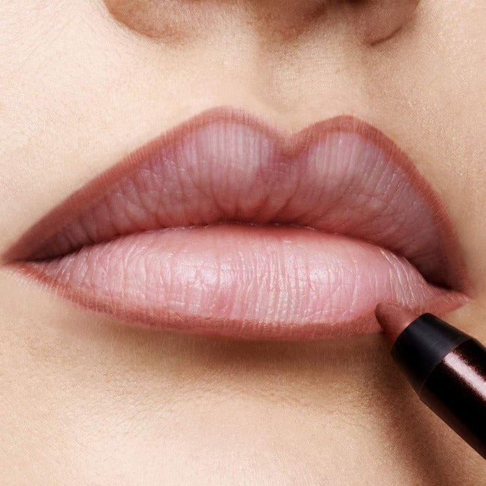 Runway Matte Lip Liner Pencil for Sculpted Definition - GLAM MODA