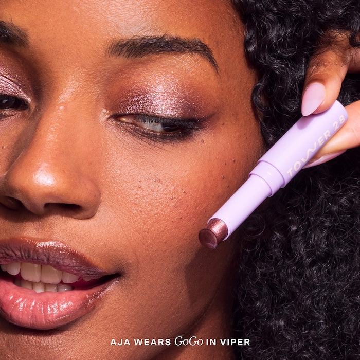 GoGo Cooling Shimmer 8H Eyeshadow Stick - GLAM MODA