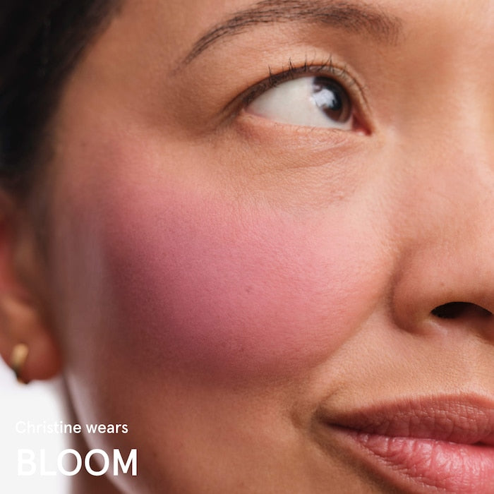 Cloud Paint Plush Blush - GLAM MODA