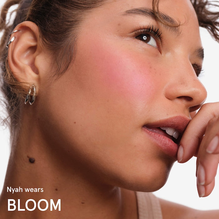Cloud Paint Plush Blush - GLAM MODA