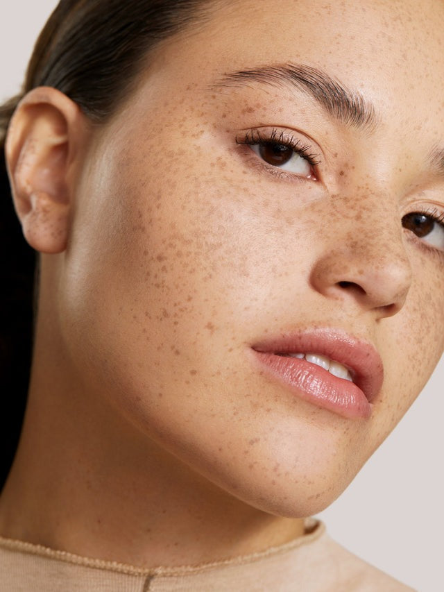 Ash 10C - Skin Rewind Complexion Stick - GLAM MODA