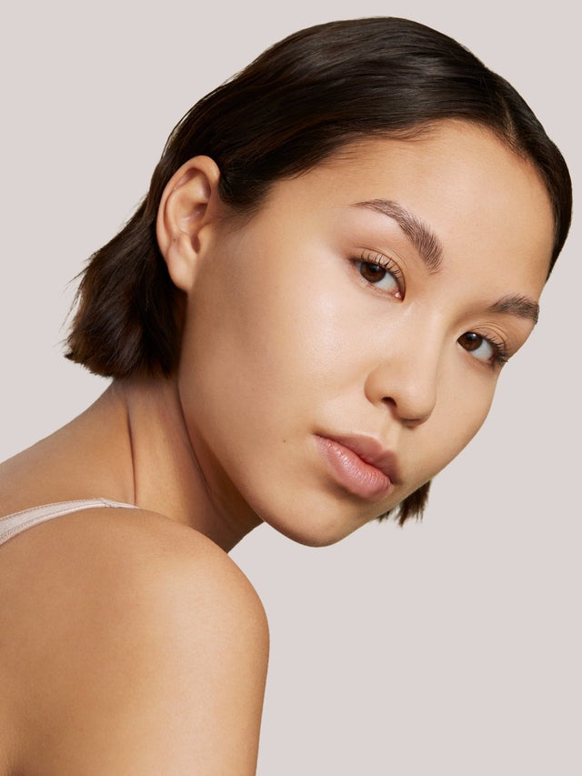 Hickory 13O - Skin Rewind Complexion Stick - GLAM MODA