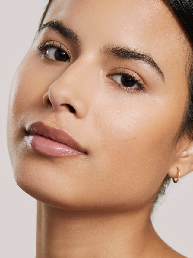 Beech 19W - Skin Rewind Complexion Stick - GLAM MODA