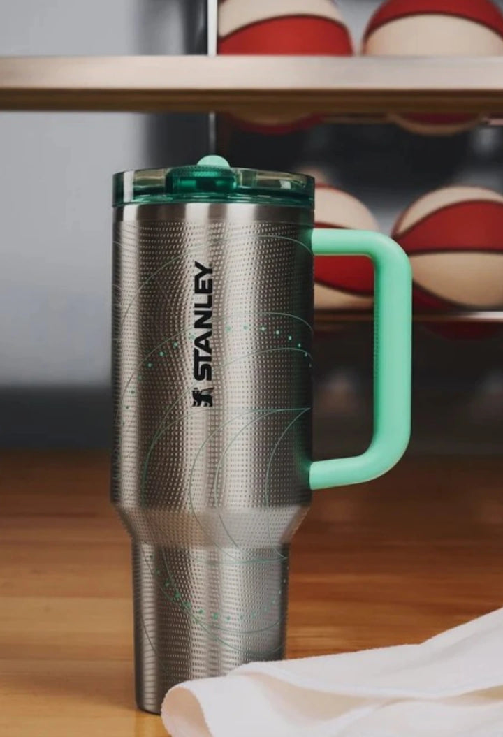 Stanley 1913 x Caitlin Clark Quencher® ProTour Flip Straw Tumbler