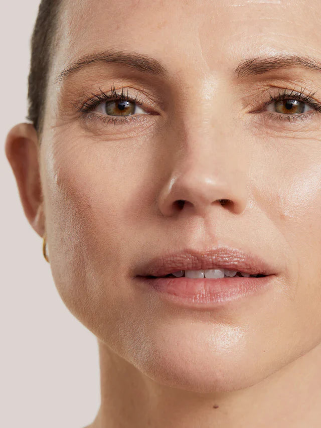 Shela -Super Serum Skin Tint SPF 40 - GLAM MODA