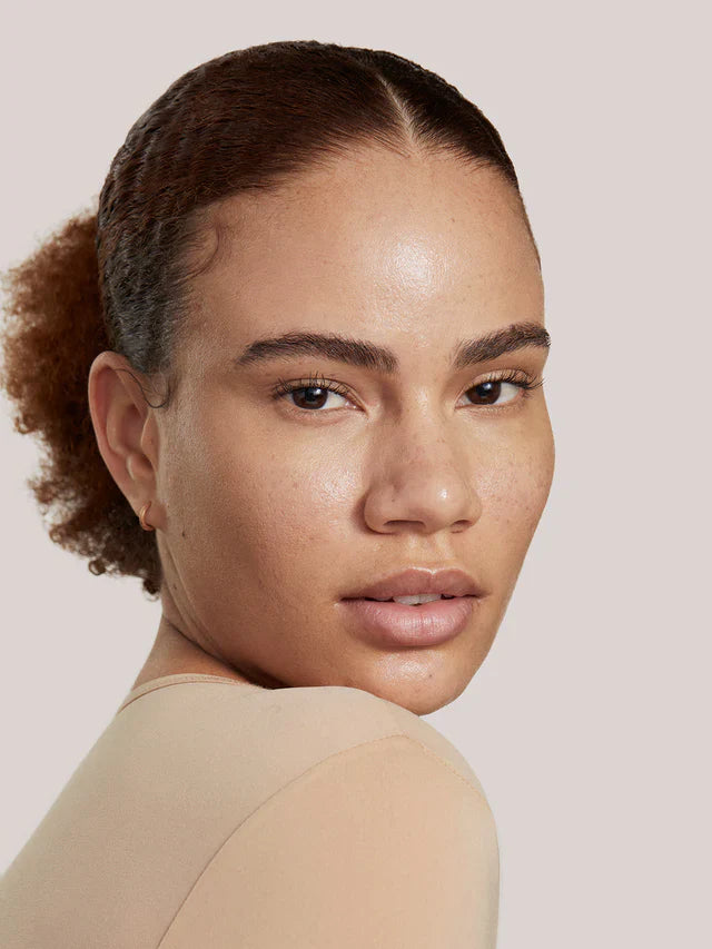 Baikal   -Super Serum Skin Tint SPF 40 - GLAM MODA