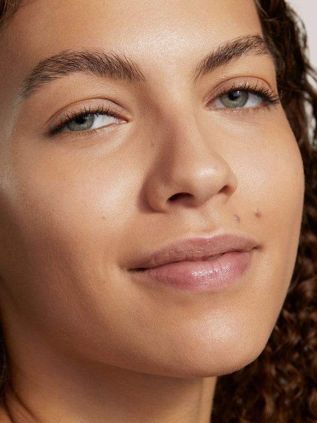 Diaz ST7 - Super Serum Skin Tint SPF 40 - GLAM MODA