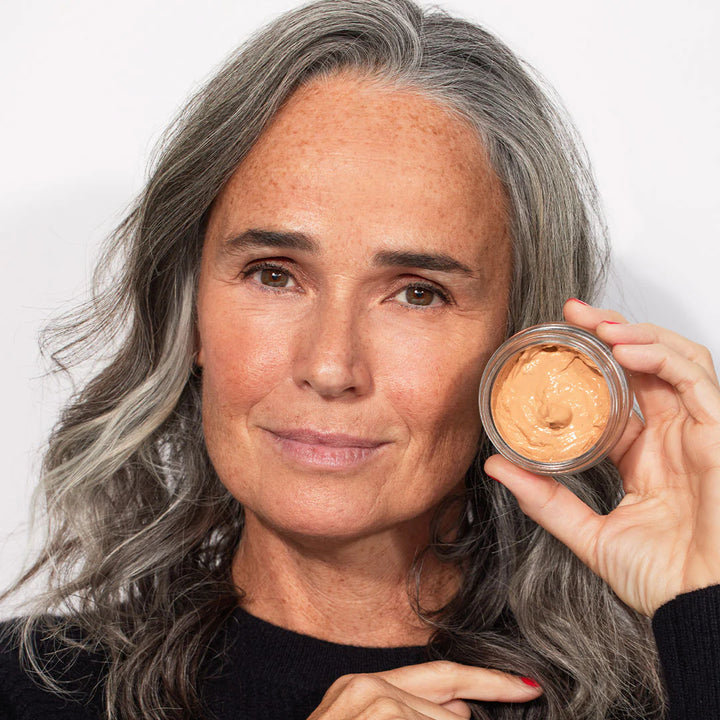 Product in process - What The Foundation - GLAM MODA